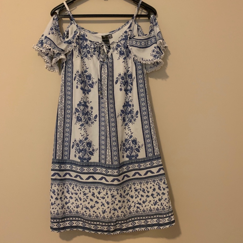 Crepe off-The-Shoulder Dress
